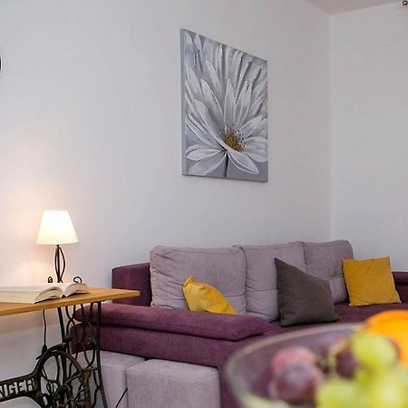 Apartment Sweet Daisy With Parking Zara Esterno foto