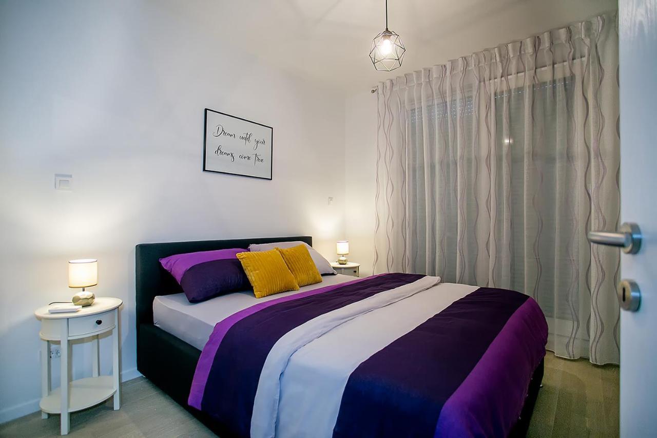 Apartment Sweet Daisy With Parking Zara Esterno foto