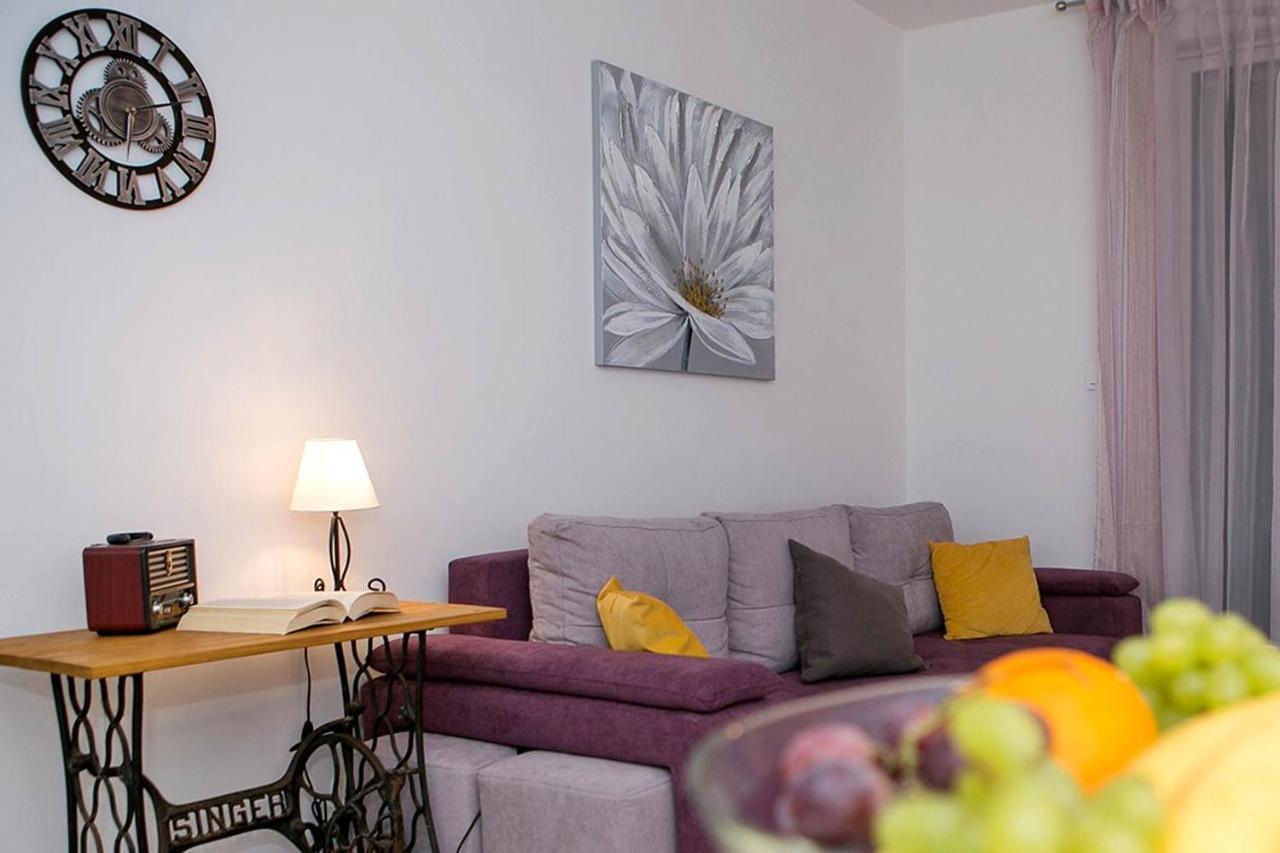 Apartment Sweet Daisy With Parking Zara Esterno foto
