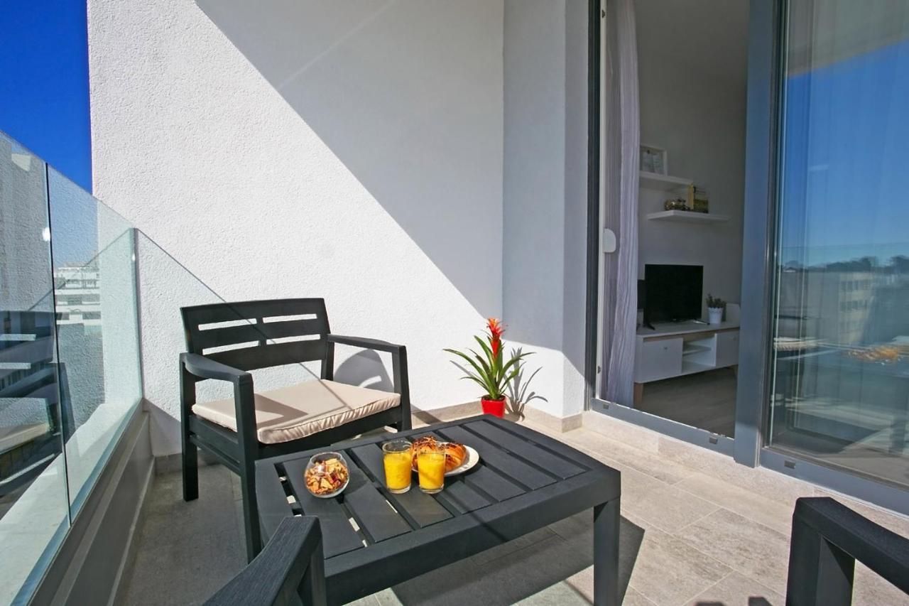 Apartment Sweet Daisy With Parking Zara Esterno foto
